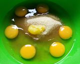 Foto langkah ke 1 dari resep Mini Roll Cake Kemerdekaan.