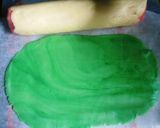A picture of step 5 of Watermelon Icebox Cookies.