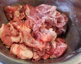A picture of step 1 of Tomato Cheese Meatballs using Thinly Sliced Pork Offcuts.