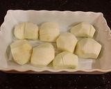 A picture of step 4 of Hasselback Apples with Toffee / Oat Strusel Topping.