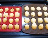 A picture of step 8 of Strawberry Milk Mini Cakes for Cherry Blossom Viewing.