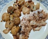 Foto del paso 7 de la receta: Merluza a la menta con papines y cebollines
