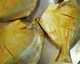 প্যান ফ্রায়েড পমফ্রেট (Pan fried pomfret recipe in Bengali) রেসিপির ধাপ 1 ছবি