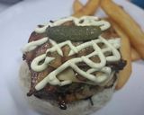 A picture of step 7 of Kanya's Mushroom Burgers.