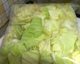 A picture of step 2 of Quick and Easy Shio-koji Pickled Cabbages with Sesame Oil.
