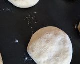 Une image de l'étape 7 de Bun's farcies au boeuf et cheddar et lardons crème fraîche cheddar.