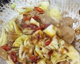 Foto langkah ke 4 dari resep Bihun goreng masak cepat.