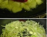 A picture of step 3 of Squid and Tomato Garlic Pasta.