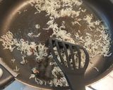 A picture of step 2 of Simple and Nutritious! Lettuce and Baby Sardine Stir-fry.