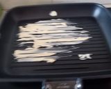 Foto del paso 1 de la receta: Magret de pato con cebolla y setas y salsa especial de frambuesa