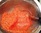 A picture of step 3 of Hot and sweet Tomato Sauce.