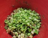 A picture of step 3 of Pesto Pasta with Grilled Chicken and Broccoli.