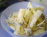 A picture of step 3 of Jako Fish and Celery Salad.