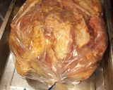 Foto del paso 2 de la receta: Muslos de pollo y papas a la bolsa al horno