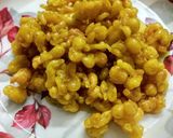 A picture of step 2 of Sweet boondi.