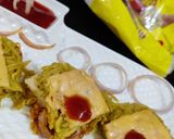 A picture of step 6 of Maggi Sandwich.