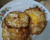 Foto langkah ke 1 dari resep Telur ceplok bumbu kecap.