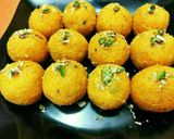 A picture of step 6 of Moong ke laddu.