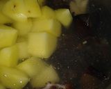 Foto langkah ke 4 dari resep Sup Ayam Jamur Kuping.