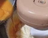 Foto langkah ke 3 dari resep Simply but delicious marble cake.