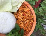 Foto langkah ke 5 dari resep Lalapan Tempe geprek -- sambel tomat.