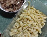 Gambar langkah 1 resipi Pasta goreng simple my mom style.