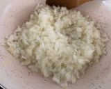 Foto del paso 3 de la receta: Budín de arroz rojo y queso