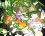 Foto langkah ke 4 dari resep Cumi asin tumis cabe ijo.