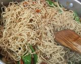 A picture of step 8 of Garden Yakisoba.
