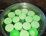 Foto langkah ke 8 dari resep Kue Mangkuk Pandan.