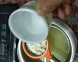 A picture of step 3 of Aloo Paneer Korma.