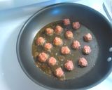 A picture of step 3 of Meatballs.