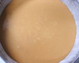A picture of step 6 of Easy Rich Caramel Cheesecake.