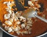 A picture of step 2 of Malaysian chicken fried rice.