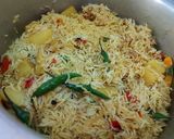 A picture of step 5 of Aloo ki Tahiri.