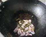 मालवणी पद्धतीने कवटाचा सामारा / अंड्याची करी(Malvani Style Andyachi Curry Recipe In Marathi) रेसिपी स्टेप 2 फोटो 