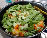 Foto del paso 5 de la receta Guiso de garbanzos con verduras