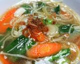 Foto langkah ke 4 dari resep Cha Enoki Wortel Pakcoy Kuah.
