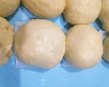 Foto langkah ke 3 dari resep Donat Empuk Tanpa Kentang Metode Autolisis.