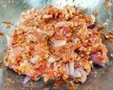 รูปขั้นตอนการทำที่ 2 ของ หมูสับปลาเค็มนึ่ง