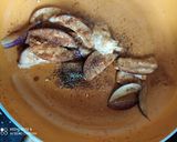 A picture of step 3 of Fried pepper eggplant.