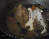 A picture of step 6 of My Garlic and Lemon peppered fish Soup. 😌.