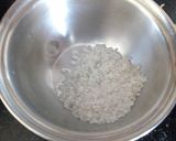 A picture of step 1 of Caramelized rice kheer.