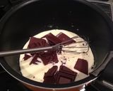 A picture of step 2 of Ganache Handy Chocolate Cream.