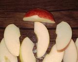 A picture of step 2 of Apple smoothie healthy drink for weight loss.