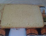 A picture of step 4 of Domino cake with quava n pineapple filling.