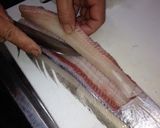 A picture of step 9 of A Fisherman's Recipe for Largehead Hairtail Sashimi.