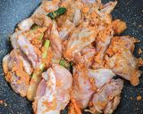 Foto langkah ke 3 dari resep Ayam rica kemangi.