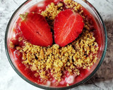 Foto langkah ke 4 dari resep Strawberry Cheesecake in Jar.