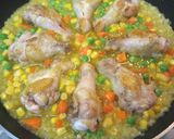 A picture of step 3 of Paella in a Frying Pan.